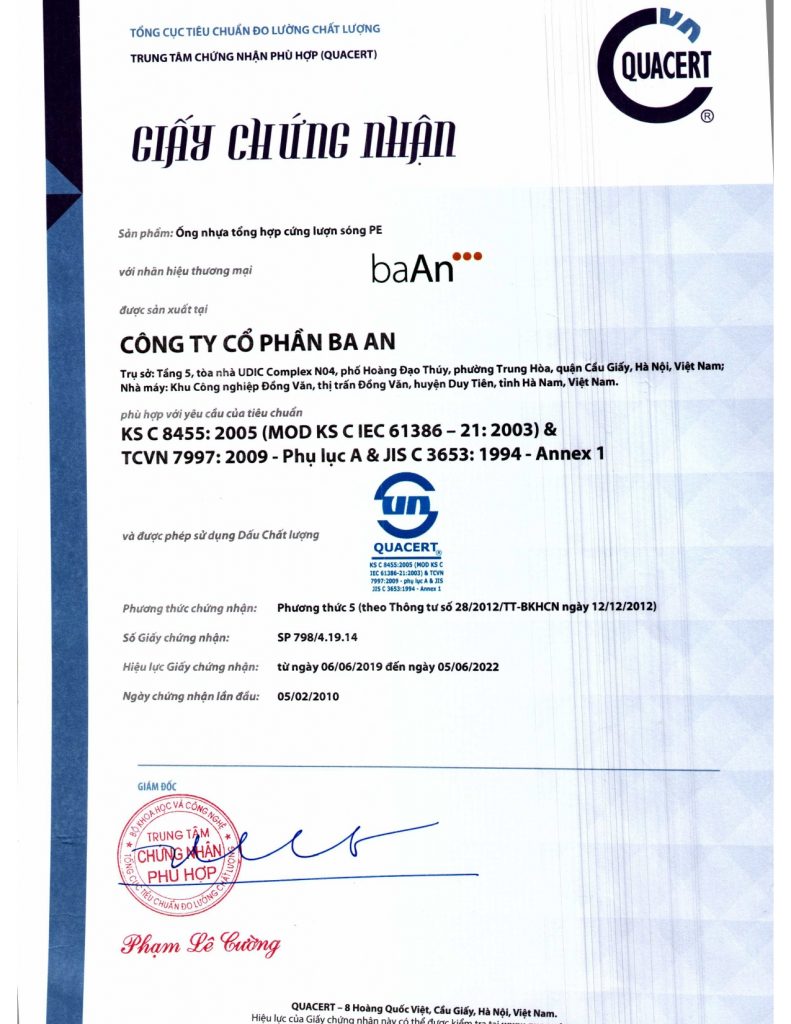  /></p>

	
	</div>

	<footer class=